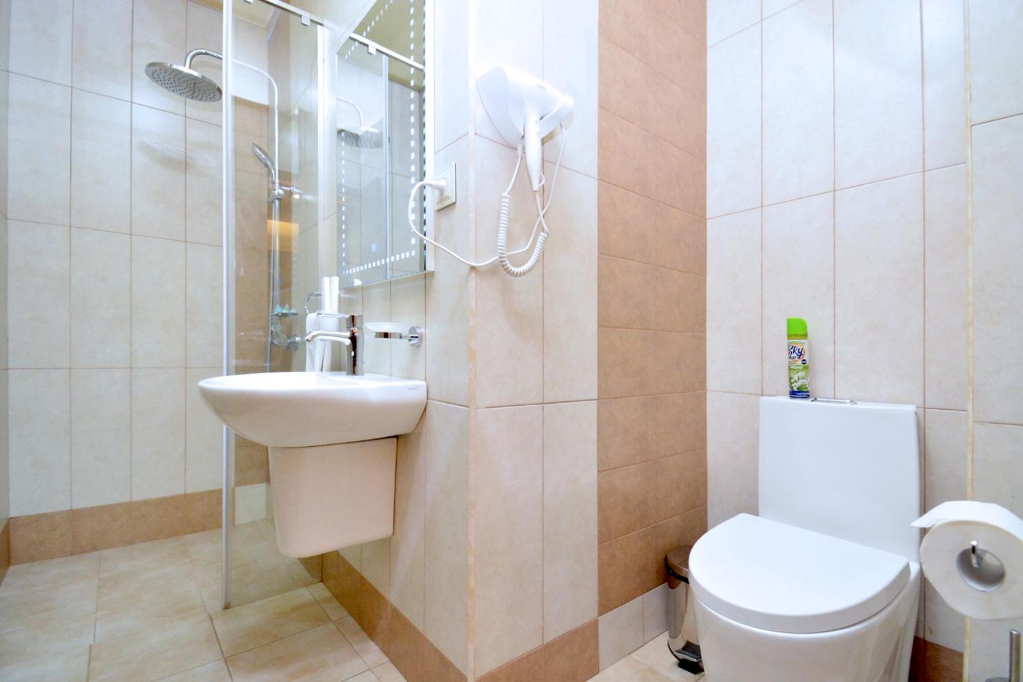 Partez Hotel Yerevan Exterior photo